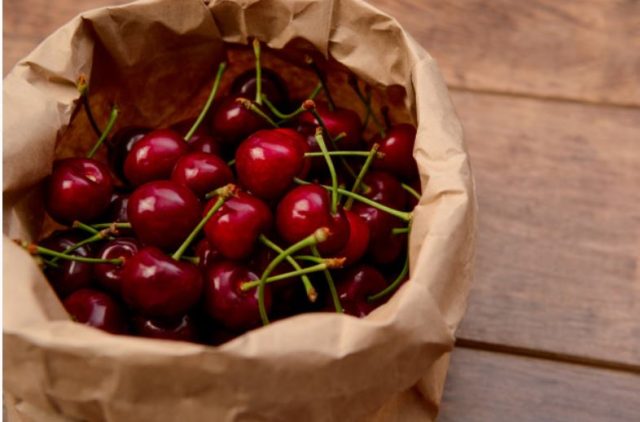 Višnja Trešnja Freepik Cookie Studio