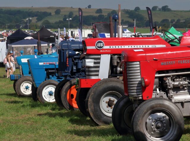 Tractors 4497146 1280