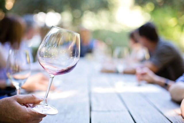 Wineglass 553467 1280